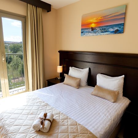 Blue Waves Resort Malinska Bagian luar foto
