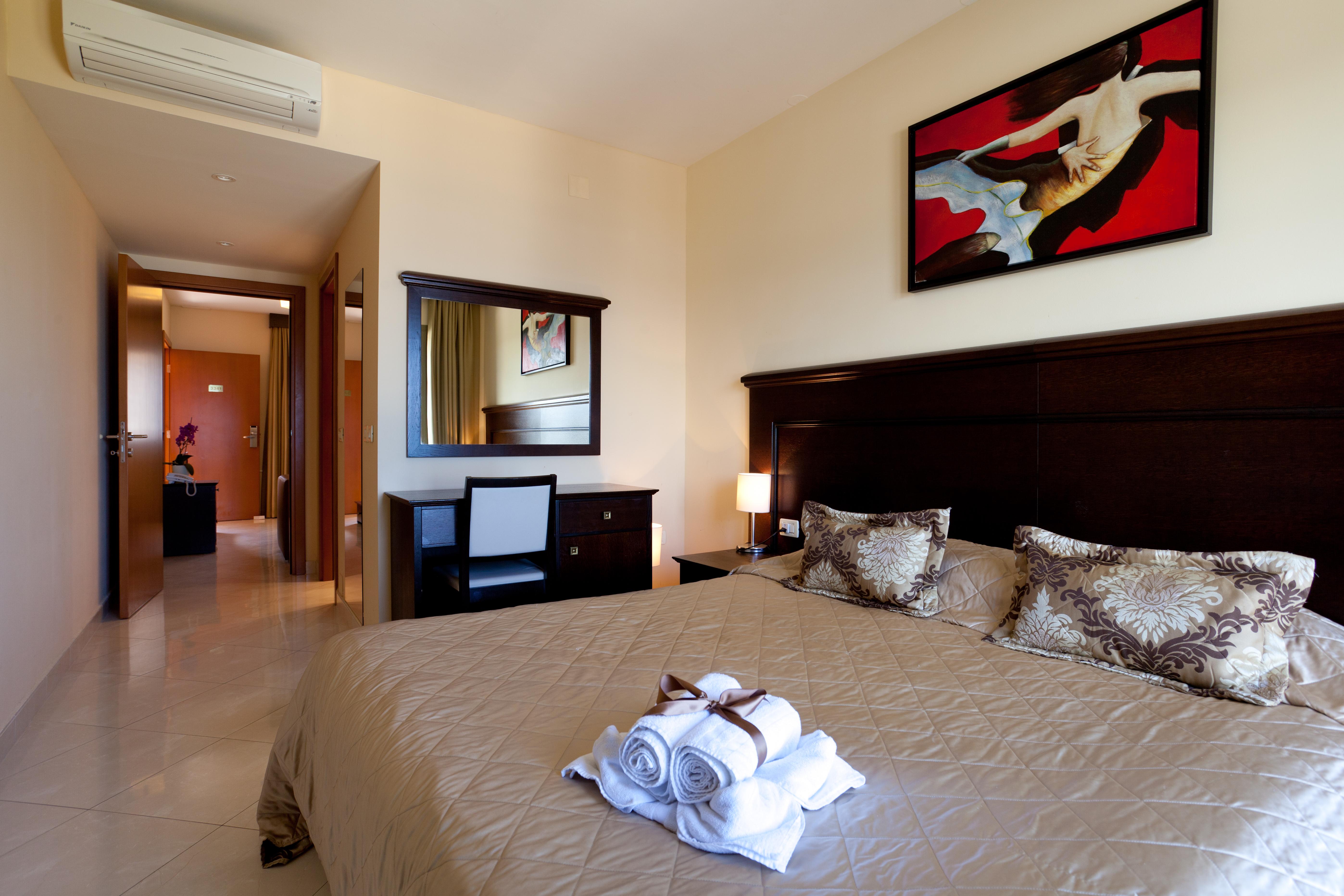 Blue Waves Resort Malinska Bagian luar foto