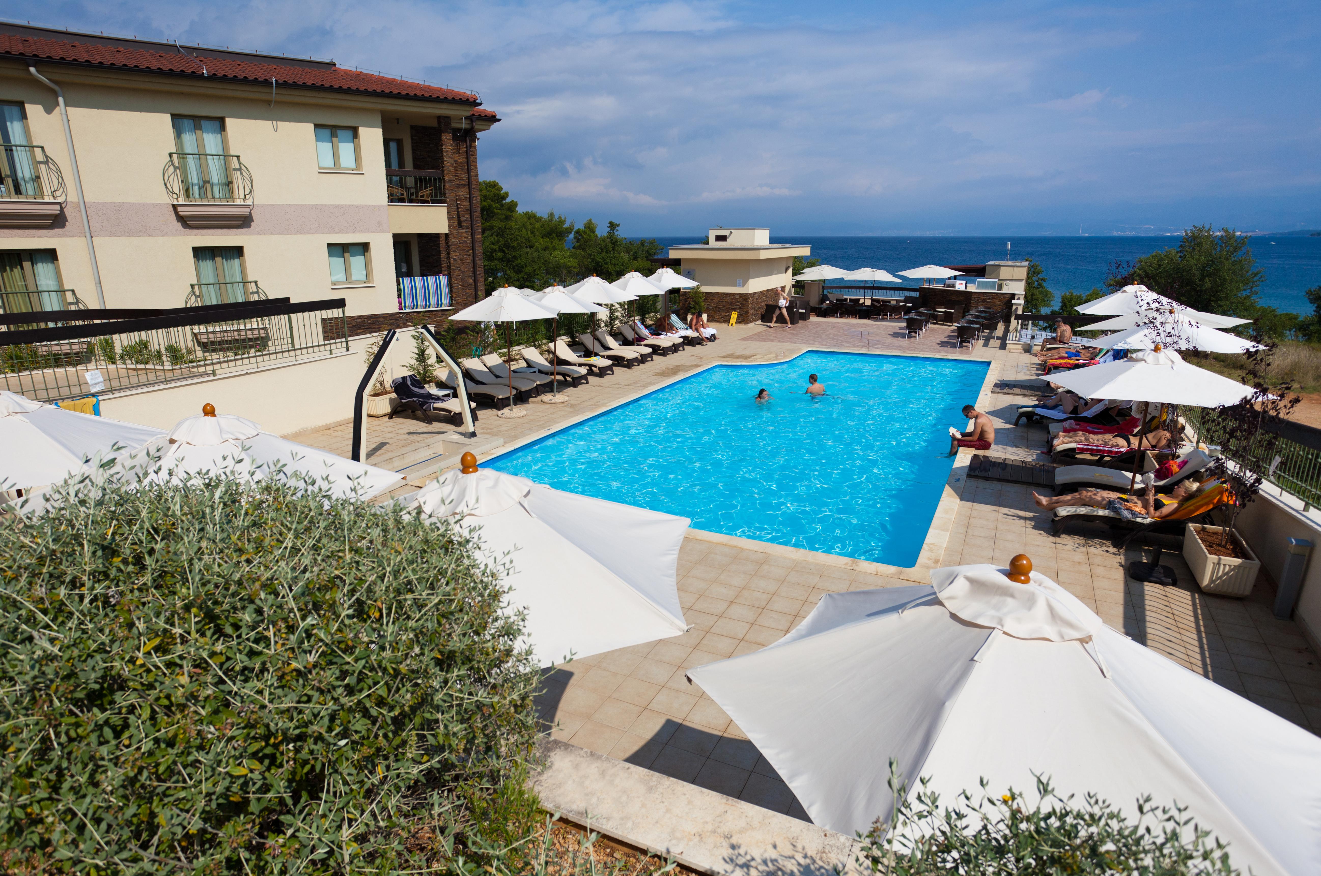 Blue Waves Resort Malinska Bagian luar foto