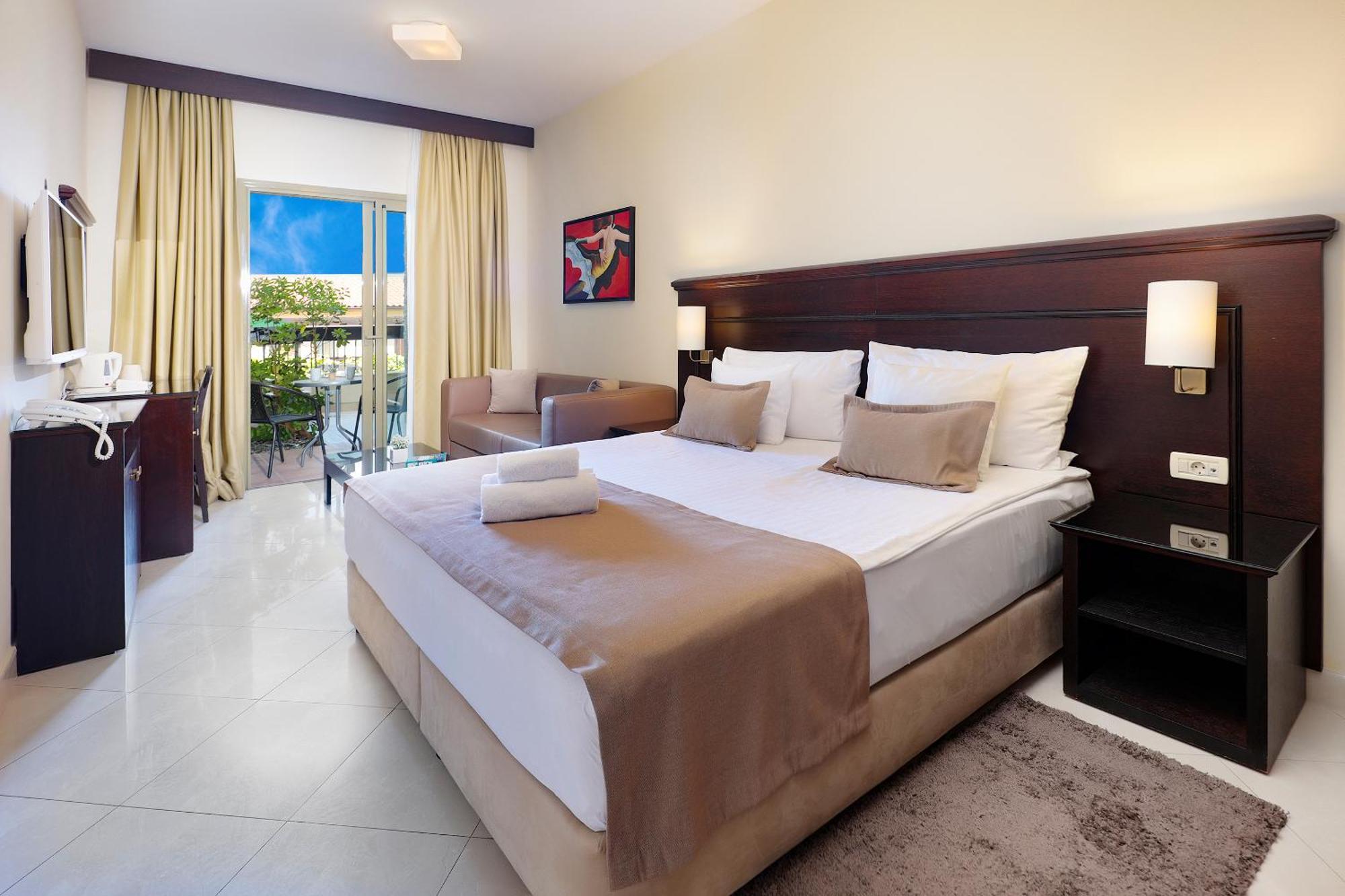 Blue Waves Resort Malinska Ruang foto