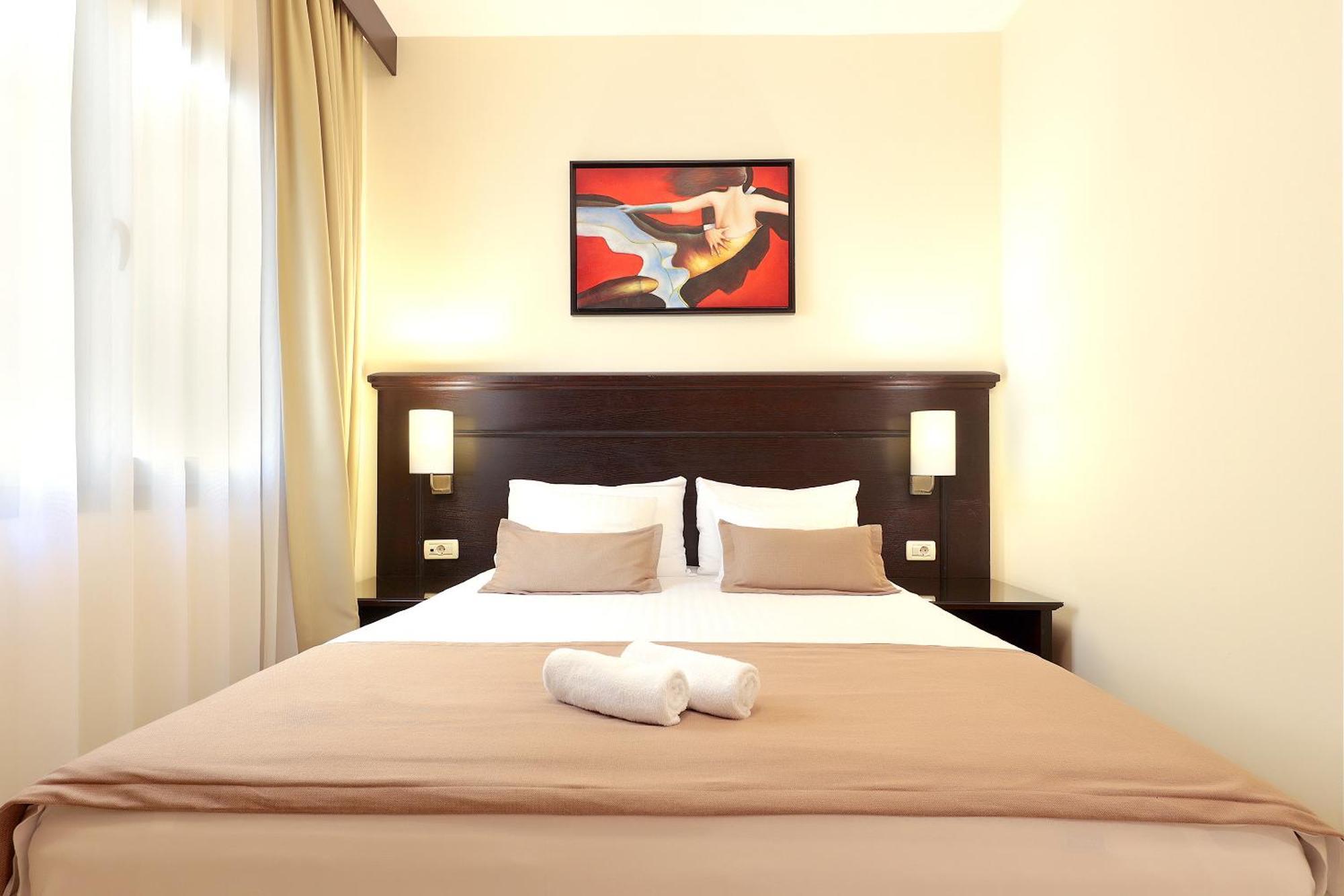 Blue Waves Resort Malinska Ruang foto