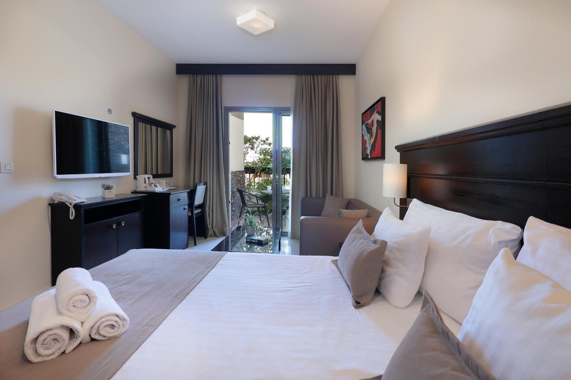 Blue Waves Resort Malinska Bagian luar foto